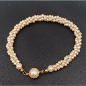 Dainty Layered Faux Faux Pearl Twist Bracelet With Pearl Clip Closure